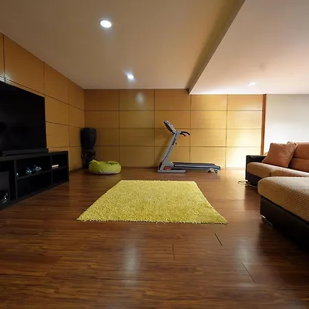 Casa de Férias Ferienvilla Mit Pool, Jacuzzi Und Tennisplatz *